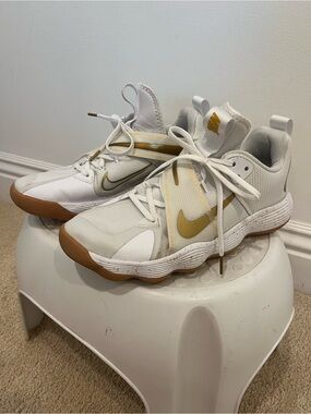 Nike gold and white hyperset volleyball shoes